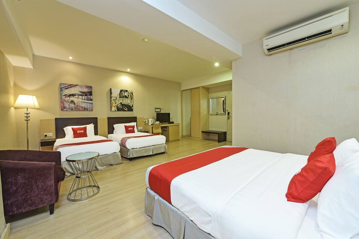 ห้องแฟมิลี่ | โต๊ะทำงาน, ห้องเก็บเสียง, Wi-Fi ฟรี, ผ้าปูที่นอน