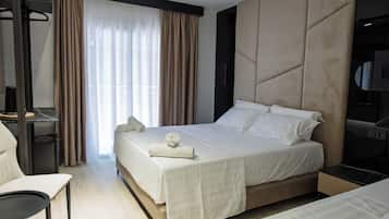 Desk, free WiFi, bed sheets