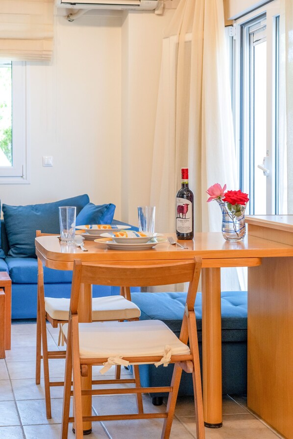Villa, fumeurs | 2 chambres