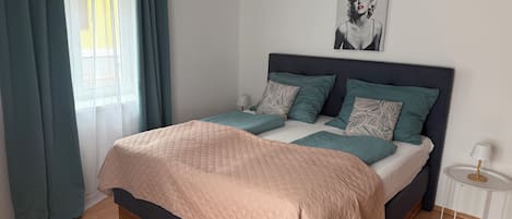 2 soveværelser, strygejern/strygebræt, weekendseng, gratis Wi-Fi