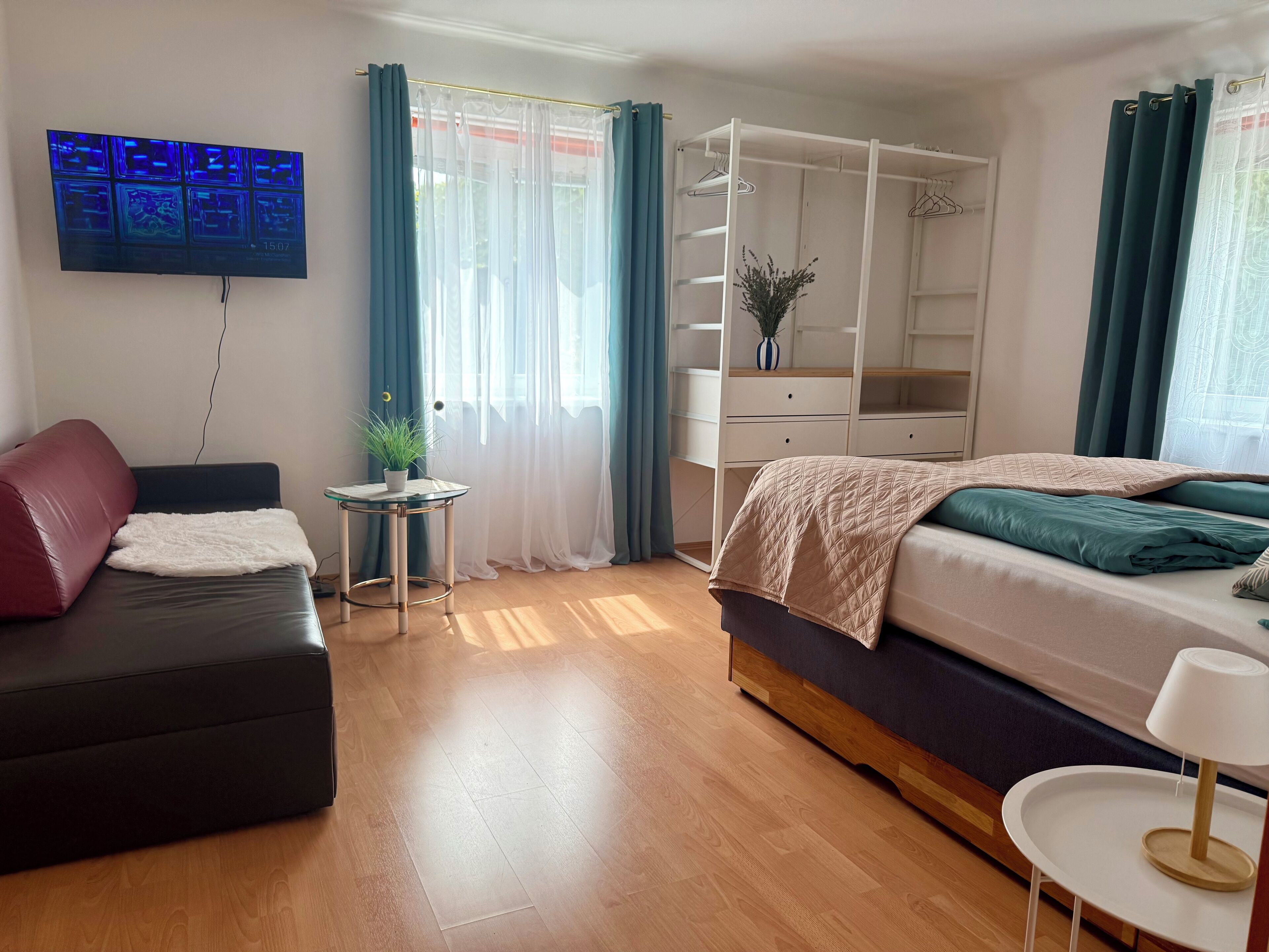 2 chambres, fer et planche à repasser, lit parapluie, Wi-Fi gratuit