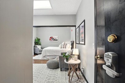 New Listing!  The 483 Suite - Walk to Stadium!