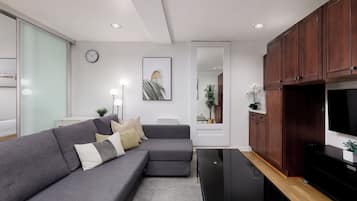 Smart TV, books, offices