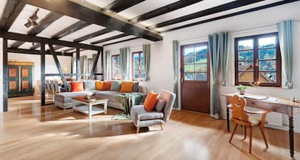 Apartment 'Höfleblick' with Mountain View, Balcony and Wi-Fi