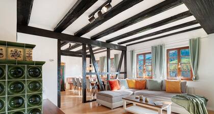 Apartment 'Höfleblick' with Mountain View, Balcony and Wi-Fi