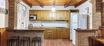 Country House 'Los Rosales' with Private Pool and Private Garden