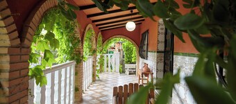 Country House 'Los Rosales' with Private Pool and Private Garden
