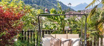 Holiday Apartment Berta – new, comfortable, with garden terrace & mountain view