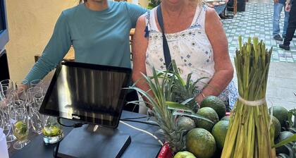 Charming 8-bedroom bed & breakfast in delightful Hội An with WiFi, AC