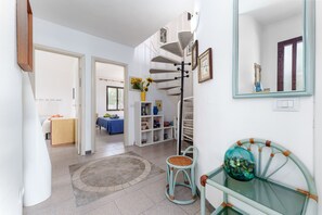 4 Schlafzimmer, Bügeleisen/Bügelbrett, Bettwäsche