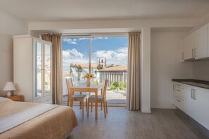 1 camera, ferro/asse da stiro, Wi-Fi gratuito, lenzuola