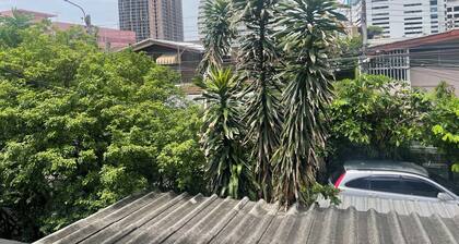 Home rama4 near bts thong lor