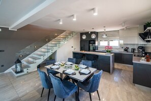 House | 4 bedrooms - Villa Bura Zadarvillas (Stankovci)