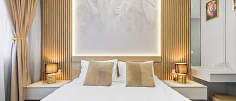Egyptian cotton sheets, premium bedding, desk, laptop workspace