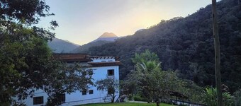 马塔避难所公寓