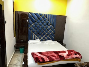 Deluxe Double Room, Balcony, City View