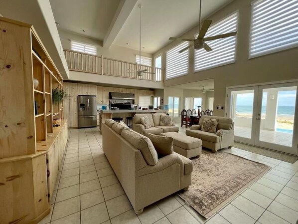 TV - Playa Encanto Beachfront Bliss at Casa Blanca (Playa Encanto)