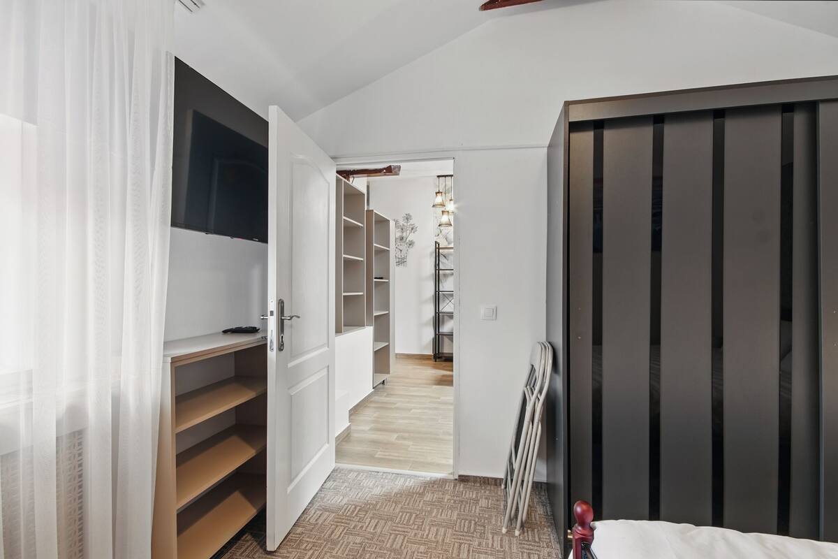 Apartment | Free WiFi
