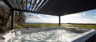 La Casita.uk luxury villa, located in idyllic location.