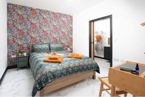4 bedrooms, iron/ironing board, WiFi, bed sheets - La Casita.uk luxury villa, located in idyllic location. (Helston)