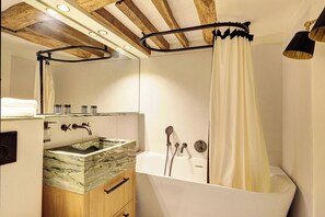 Penthouse, 2 Bedrooms, City View | Bathroom - Champs Elysees AC Luxe with Terrace (Paris)