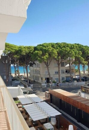 Front of property - EMERALD SUN HOTEL (Cambrils)