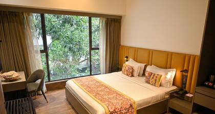 Urvi Banquets & Guest House