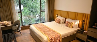 Urvi Banquets & Guest House