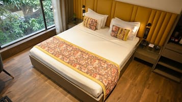 Deluxe Double Room | In-room safe, WiFi (free)