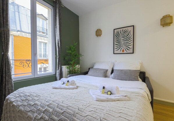 Studio, City View | Living area | 80-cm Smart TV with digital channels