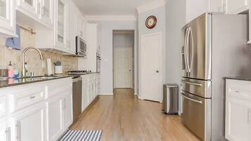 Microwave, oven, dishwasher
