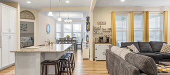 Wild Air Getaway For 12!