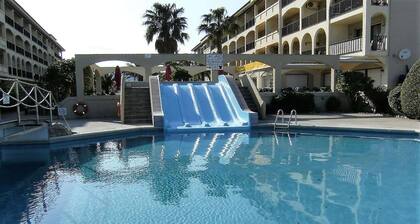 Apartment for 5 people with garden