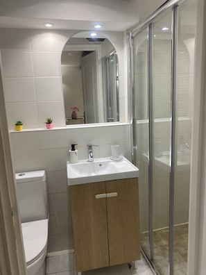 Towels, soap, toilet paper