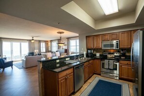 Fridge, microwave, oven, stovetop - Gorgeous 3-bd, 3-ba with panoramic views and minutes to the pools and Gulf! (Miramar Beach)