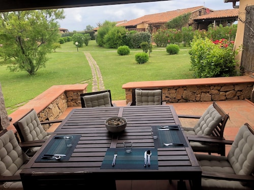 Apartment in the village, 150 mt from the sea