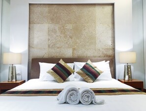 2 bedrooms, iron/ironing board, WiFi, bed sheets - Beachfront 120sqm 2BR with Private Plunge Pool on stunning Naithon beach (Sakhu)