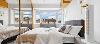Lovely 3-bed house in Dartford. WiFi, free parking, garden near Blue Water &M25
