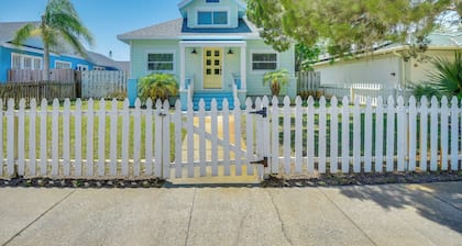 2 Blocks to Canal St: New Smyrna Beach Home