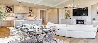 Near Golf - Gem w/ Funished Patio in Chandler!