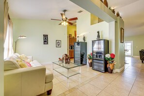 House (4 Bedrooms) | Interior