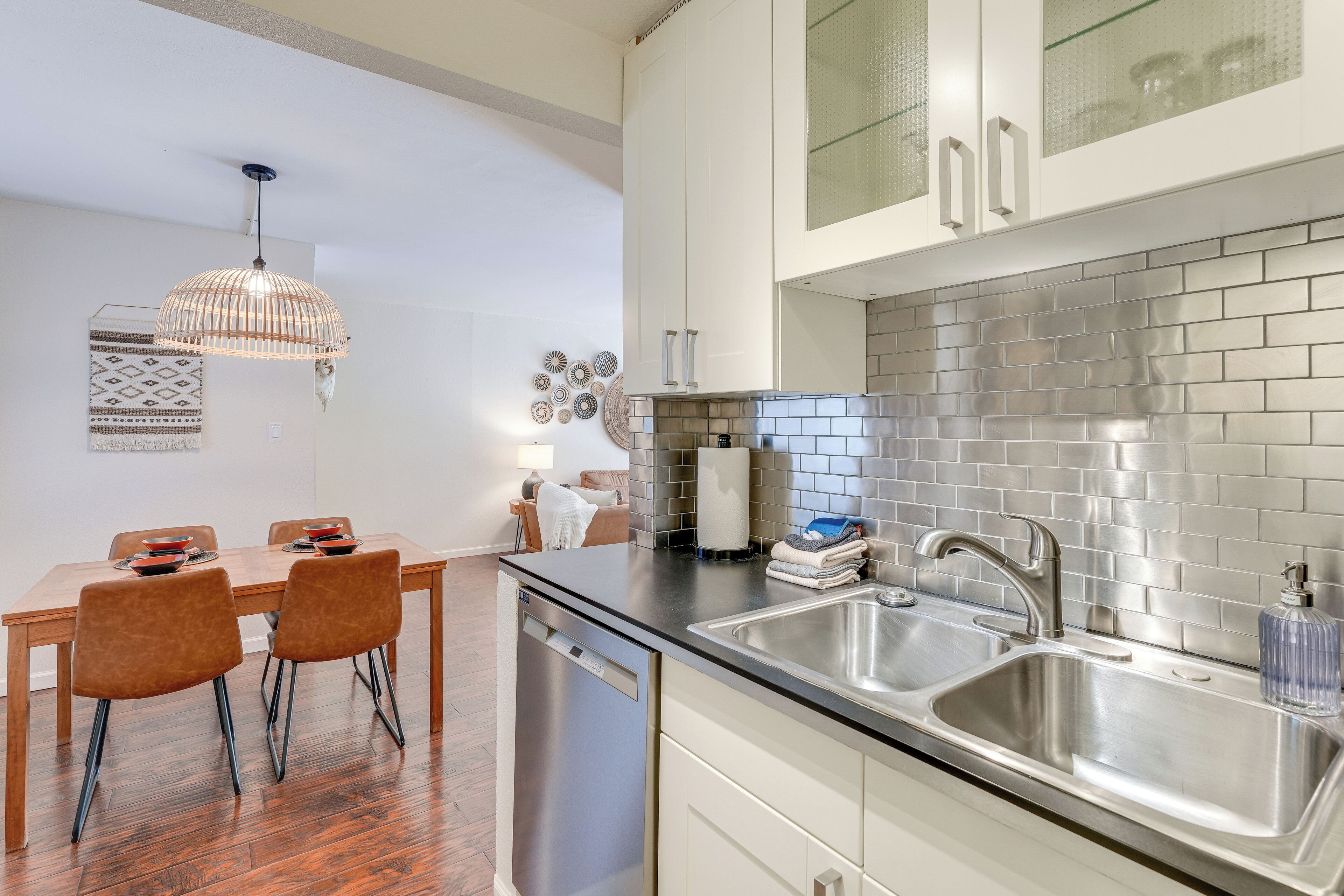 Apartment (1 Bedroom) | Interior