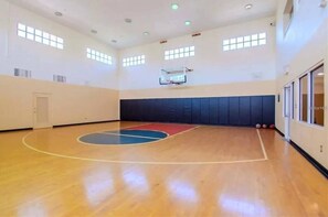 Sport court