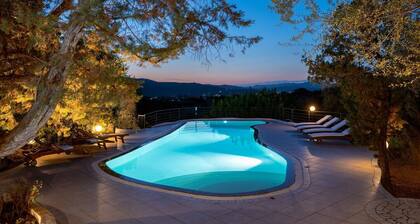 Villa Turalis – Traumpool in Sardiniens wilder Natur