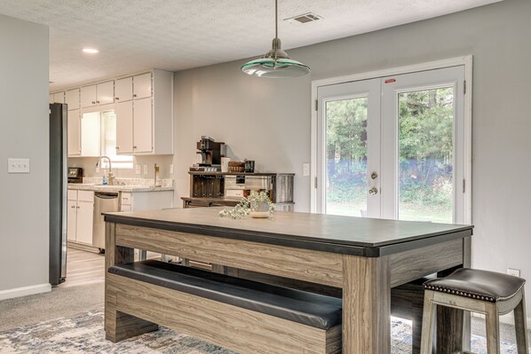 House (3 Bedrooms) | Interior