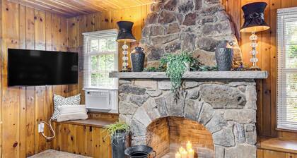 < 1 Mi to Raystown Lake: Family-friendly Cottage!