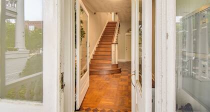 Walk to River & Downtown: Portsmouth Apartment!