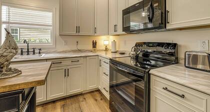 1/2 Mi to Lake Nottely: Blairsville Home w/ Patio!
