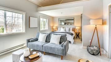 Apartment (0 Bedroom) | Interior