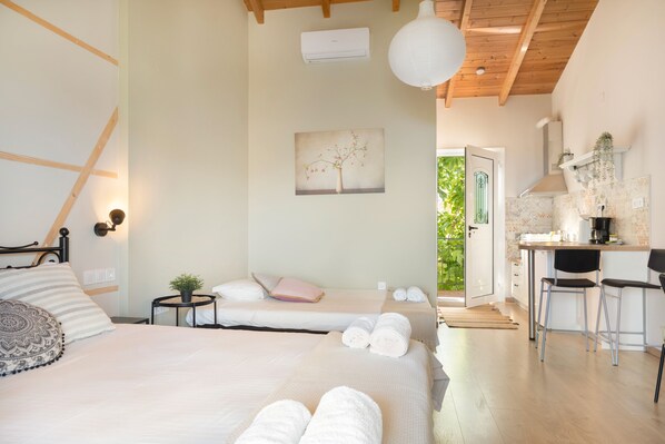 1 bedroom, WiFi, bed sheets